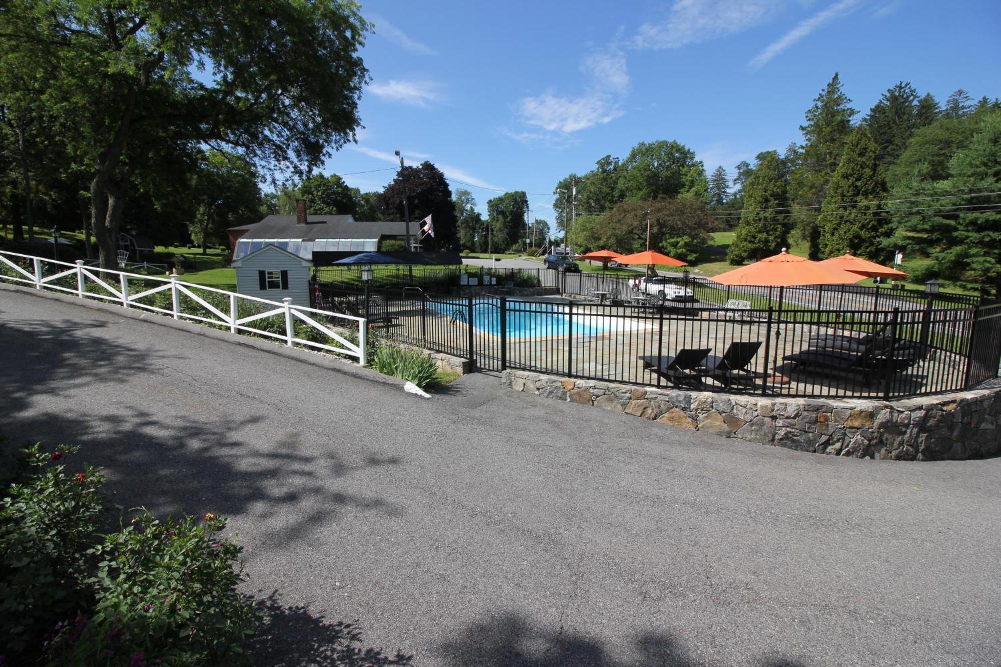 Heidi'S Inn Brewster Dış mekan fotoğraf