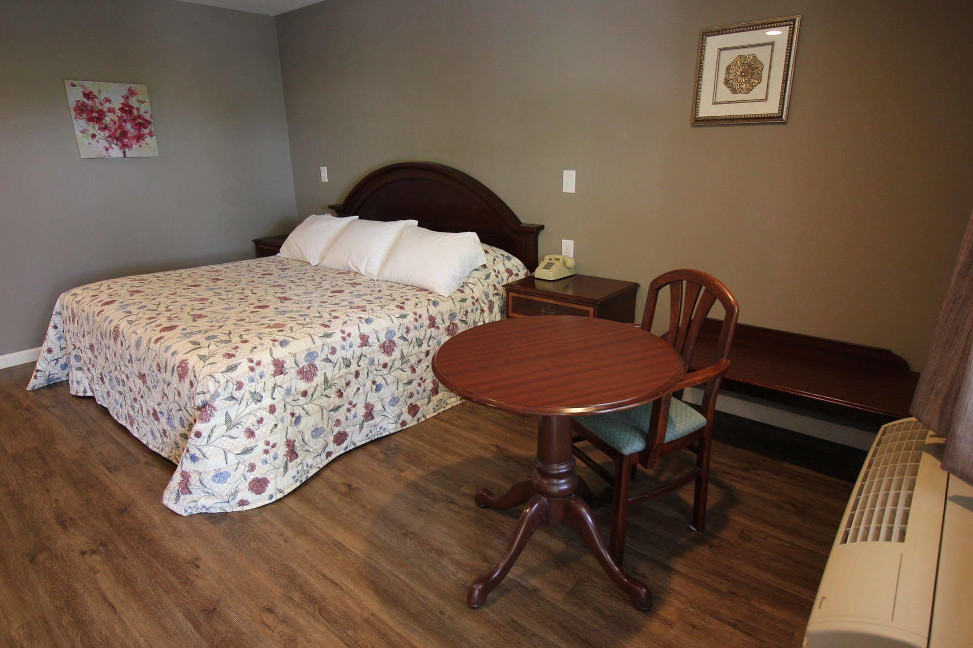 Heidi'S Inn Brewster Dış mekan fotoğraf