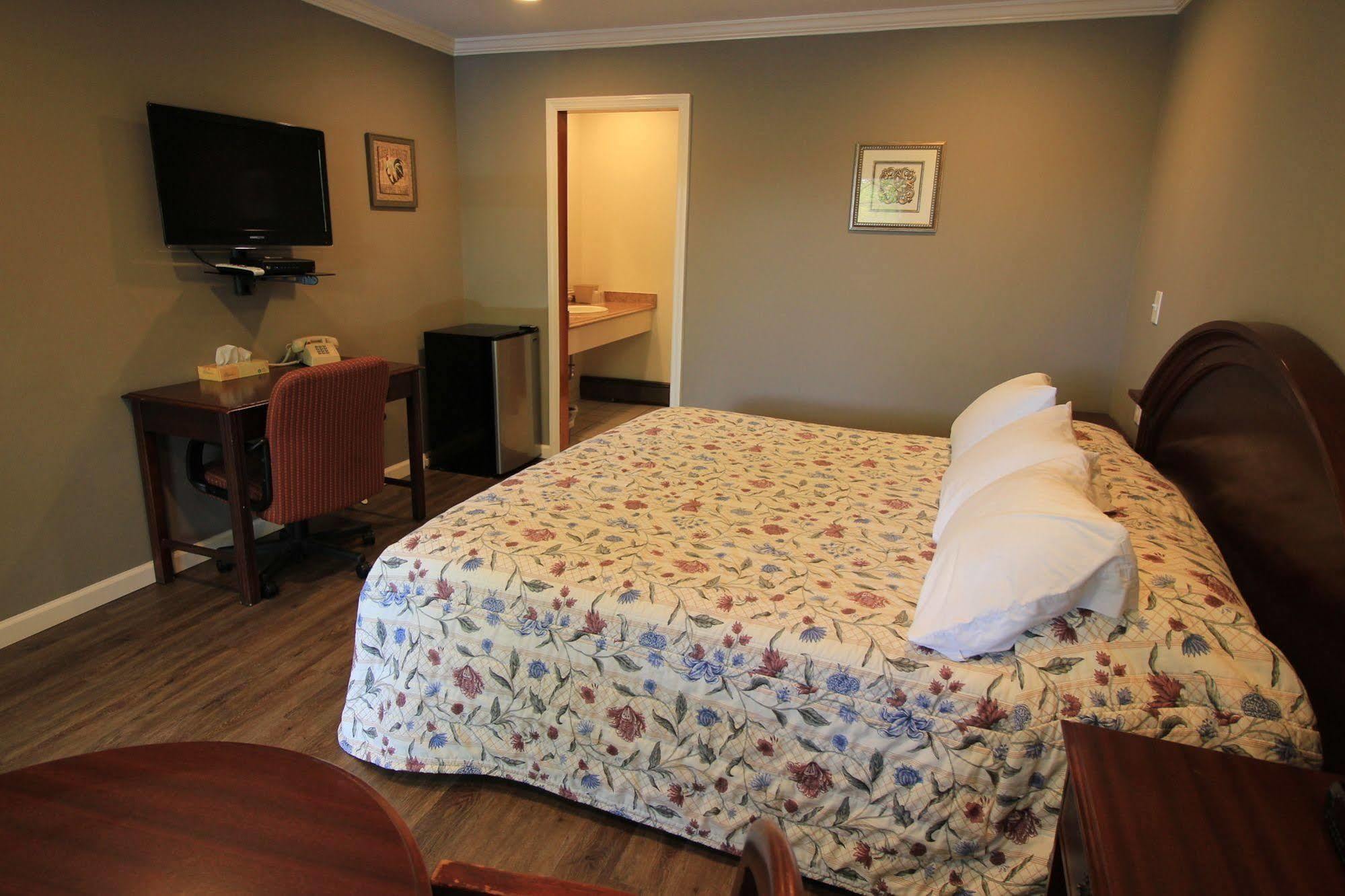 Heidi'S Inn Brewster Dış mekan fotoğraf
